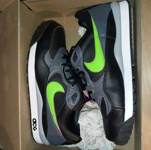 Nike ACG Wildwood.